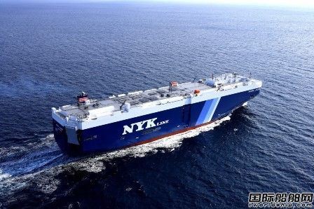 La economía mundial se expande, pero persisten las limitaciones